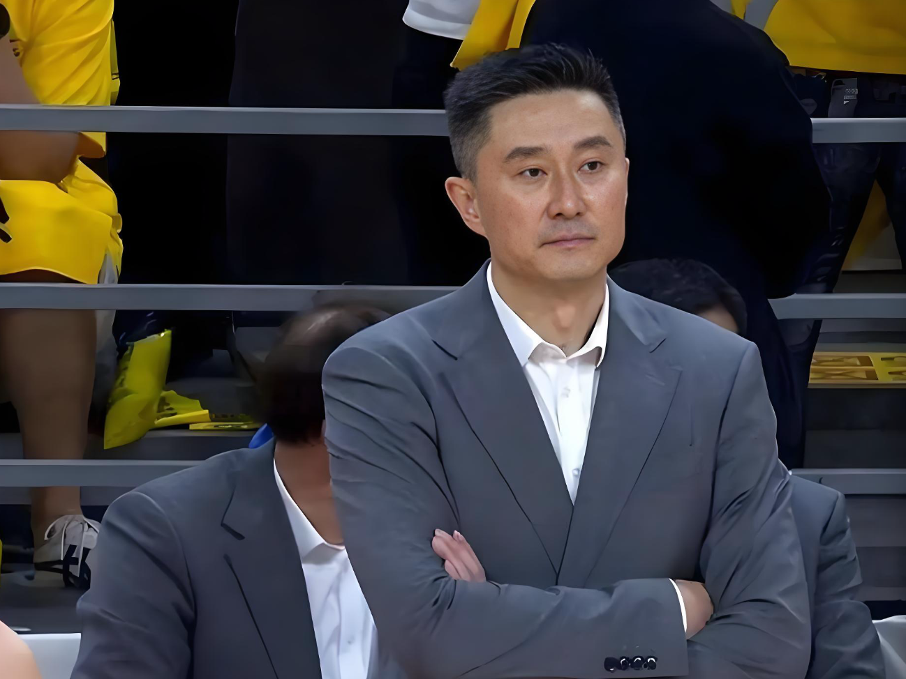 萨姆纳与杜锋说再见！